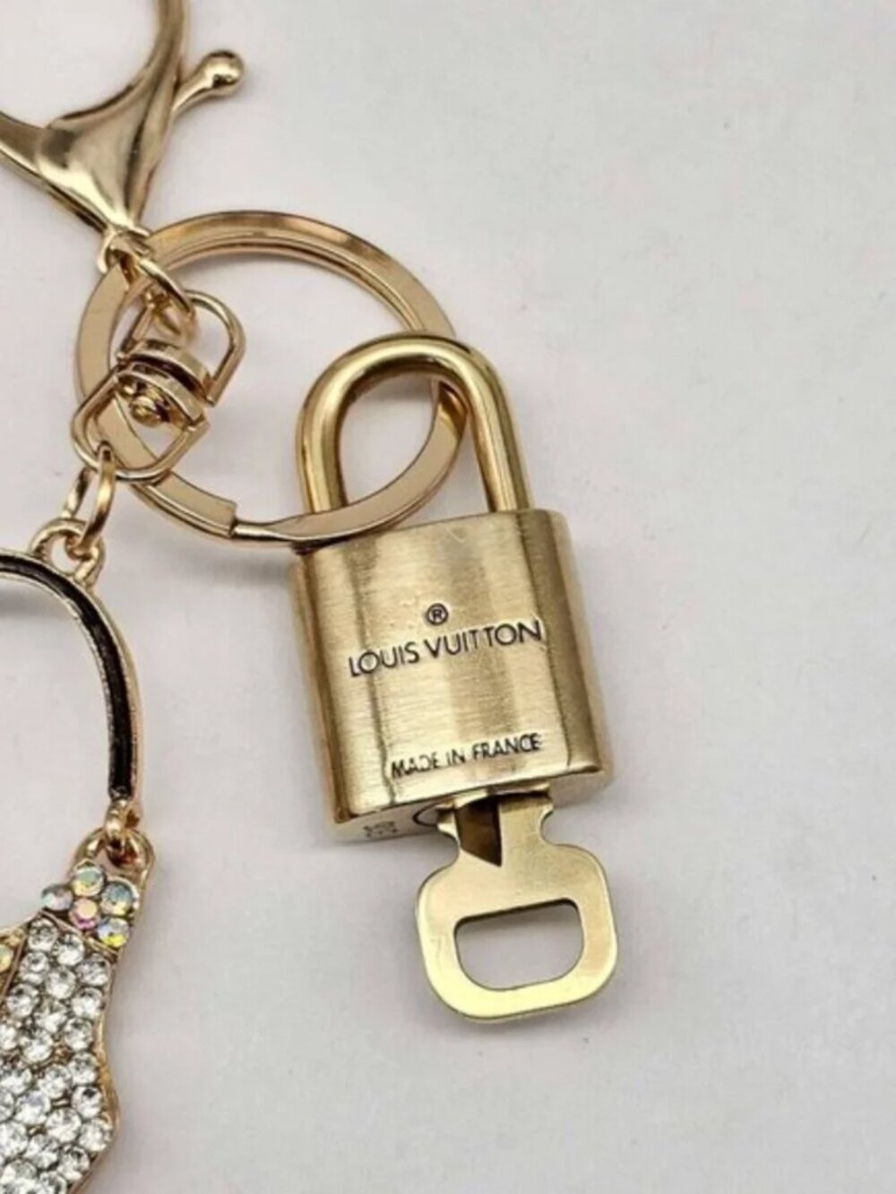 Authentic Louis Vuitton Gold Lock & Key ✨ Bag Charm Unbranded Bag Keychain - Picture 8 of 9